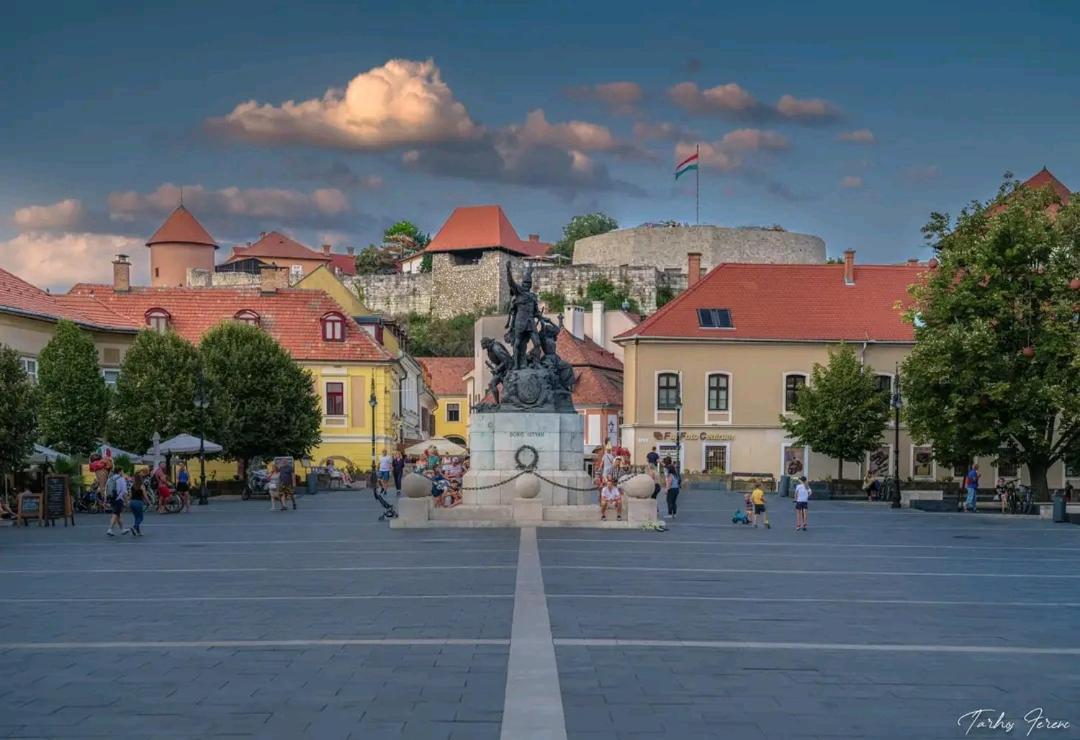 Albina Apartman Eger Exteriér fotografie